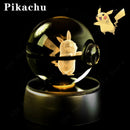 Luminária Pokébola 3D CristalLuz — A Esfera de Vidro que Acende com o Personagem Dentro